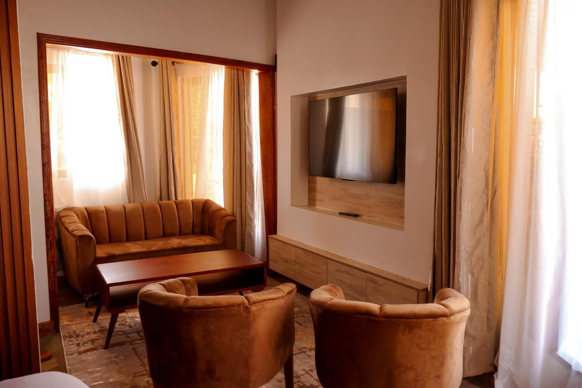 Winter Villa Resort & Spa Limited Embu Bagian luar foto